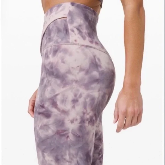 NWT Lululemon Align Criss Cross 25" Diamond Dye Pink Bliss Graphite Purp… - Picture 4 of 10